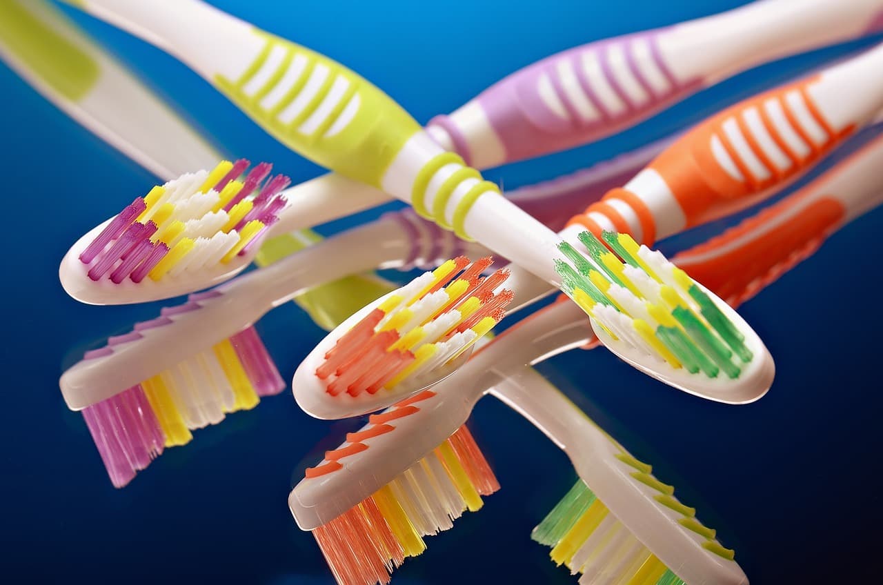 おすすめの歯ブラシ6選！各社・各商品の特徴も紹介